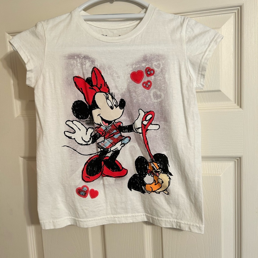 Disney White and Red Minnie Mouse Short Sleeve Tee